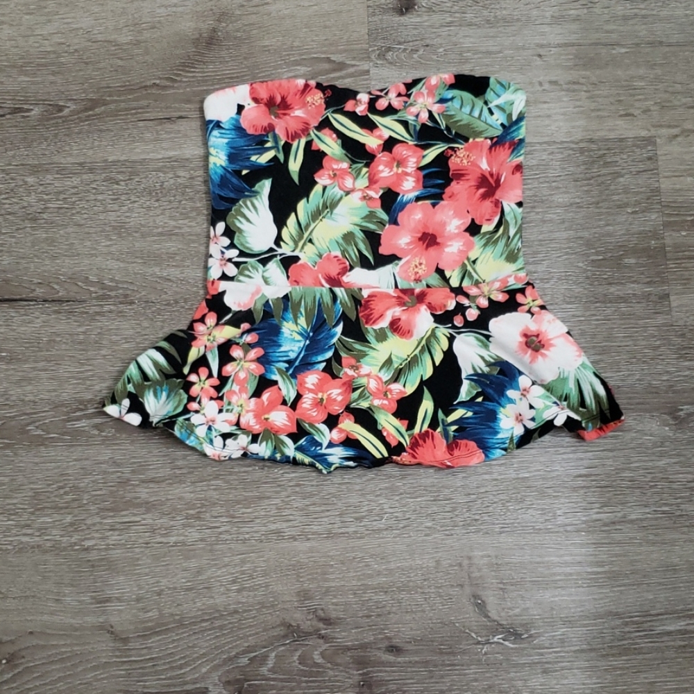 Strapless blouse
